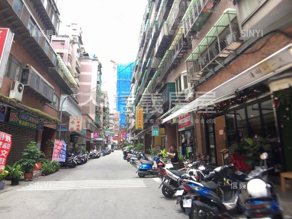 【新接案】幸福豪鎮套房房屋室內格局與周邊環境