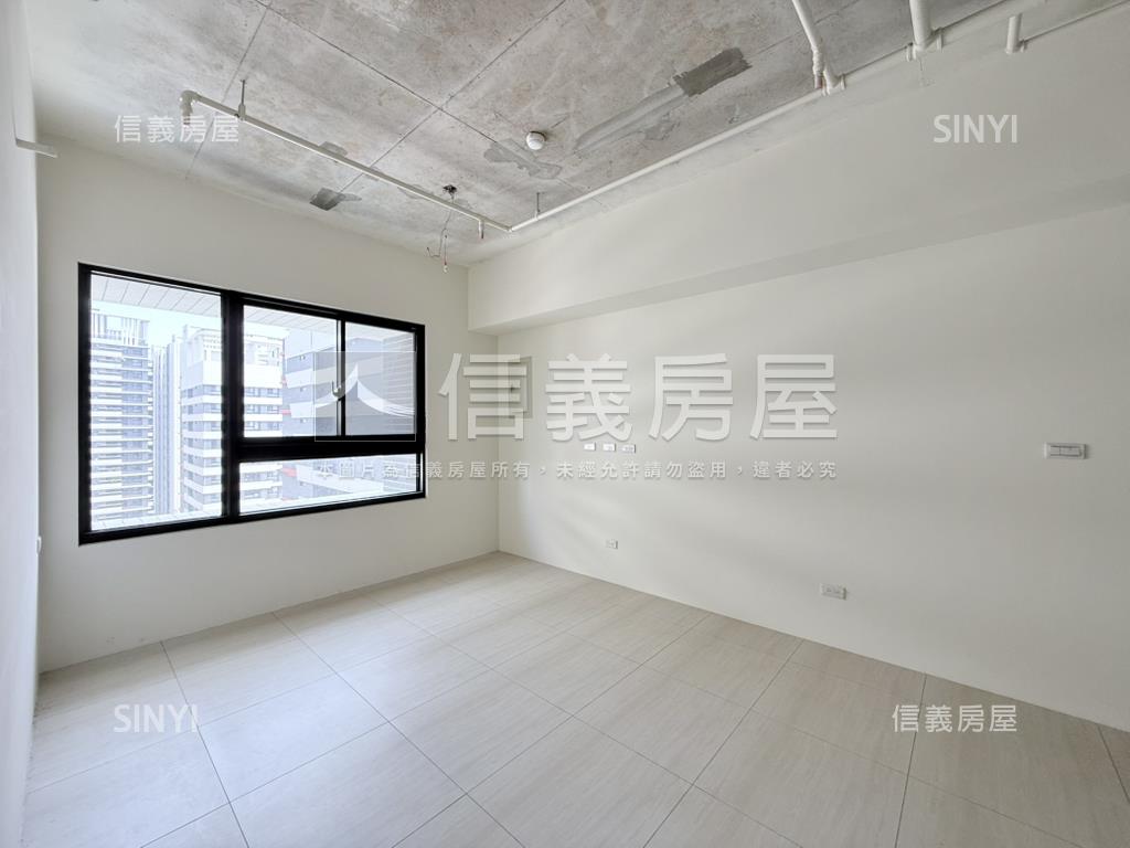 綠海都心兩房平車房屋室內格局與周邊環境