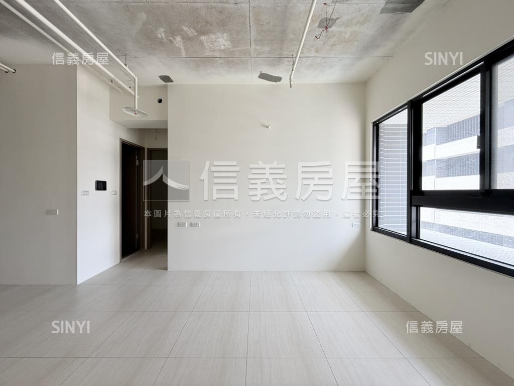 綠海都心兩房平車房屋室內格局與周邊環境