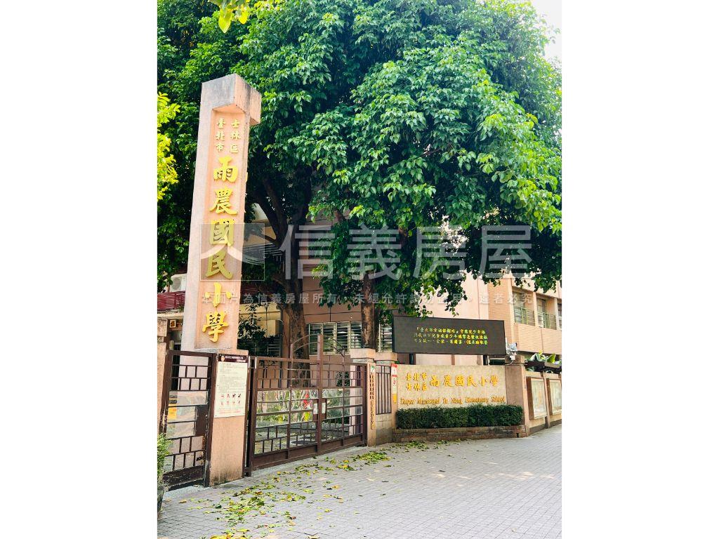 忠誠欒樹高樓層景觀三房房屋室內格局與周邊環境