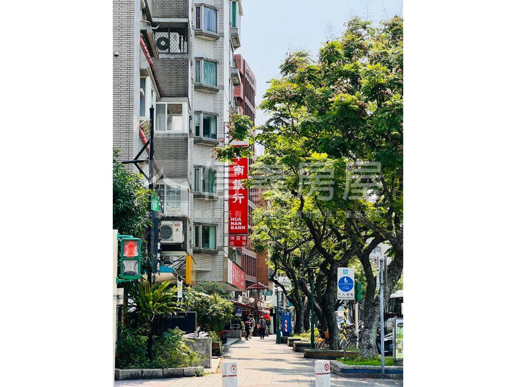 忠誠欒樹高樓層景觀三房房屋室內格局與周邊環境