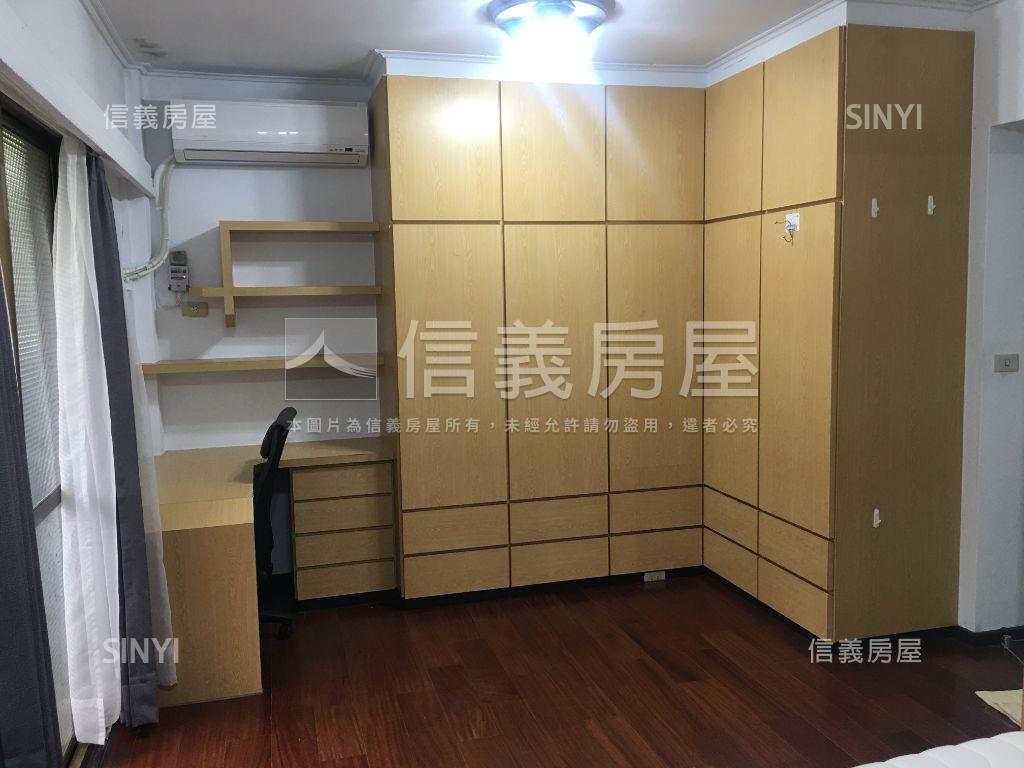 綠意採光樓中樓四房車位房屋室內格局與周邊環境