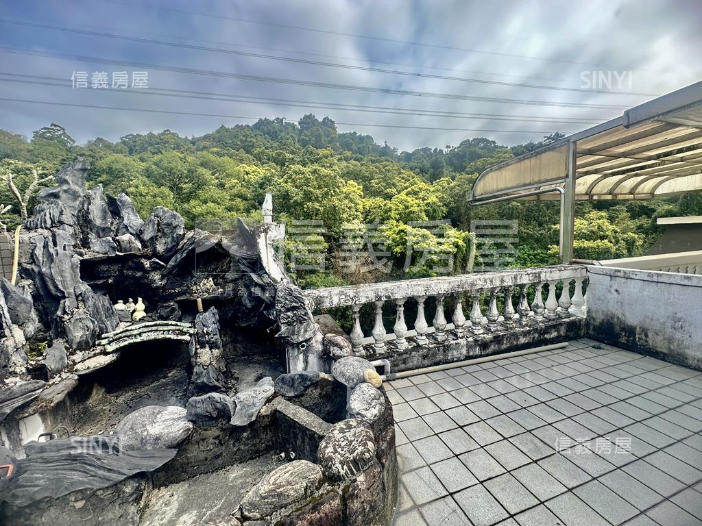 綠意採光樓中樓四房車位房屋室內格局與周邊環境