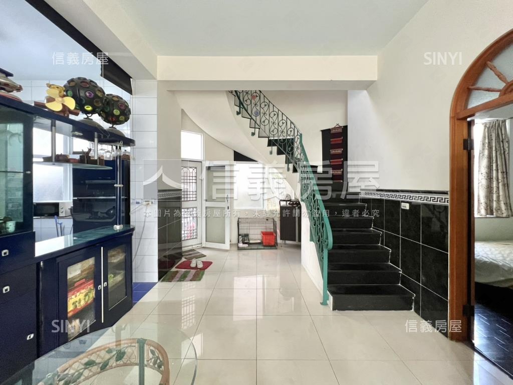 火車站｜大地坪別墅房屋室內格局與周邊環境