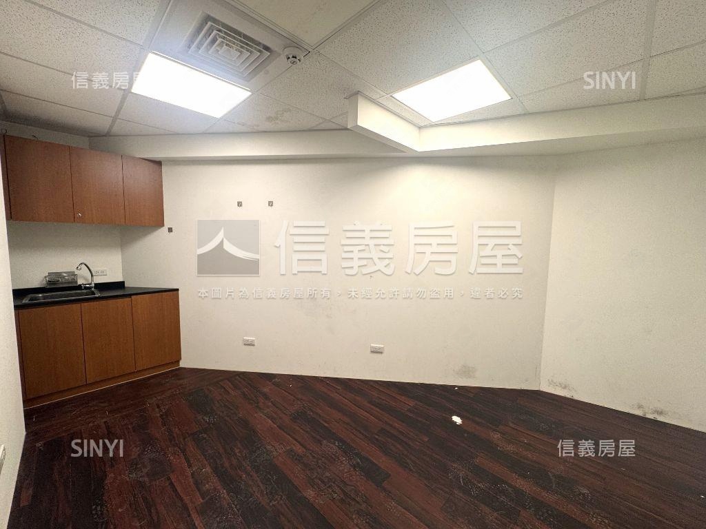 安和名邸黃金角店房屋室內格局與周邊環境