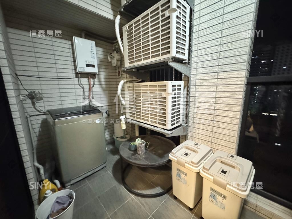 前金捷運．郡都兩房房屋室內格局與周邊環境