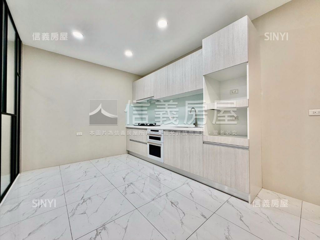 安南區面寬整新透天房屋室內格局與周邊環境