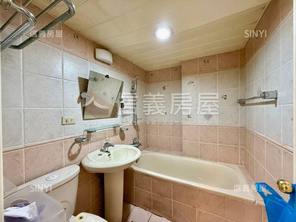 三面採光一層一戶次高樓房屋室內格局與周邊環境