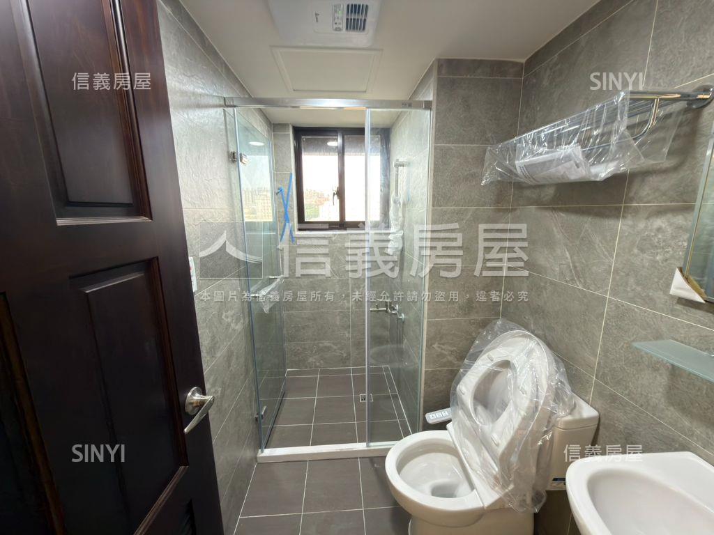 全新！市心朗朗｜兩房車位房屋室內格局與周邊環境