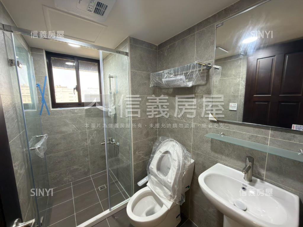 全新！市心朗朗｜兩房車位房屋室內格局與周邊環境