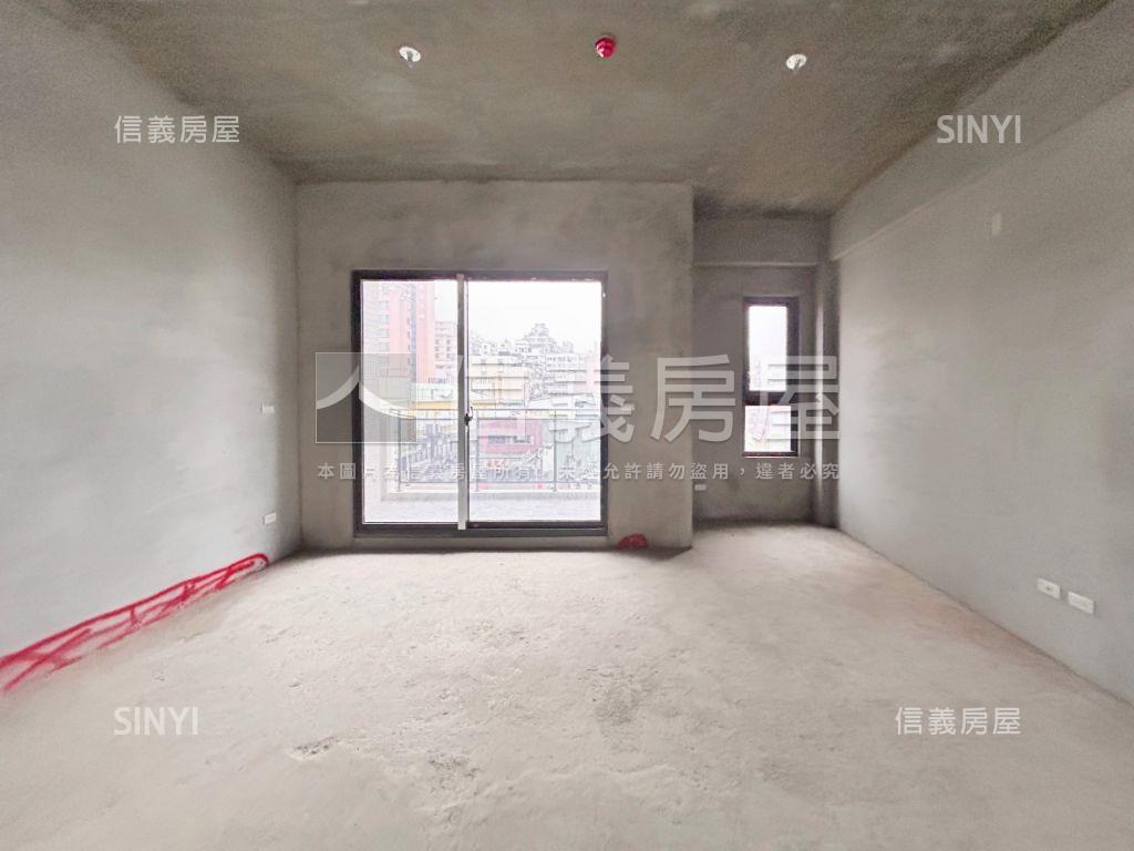 皇辰揚品天下典藏邊間透店房屋室內格局與周邊環境