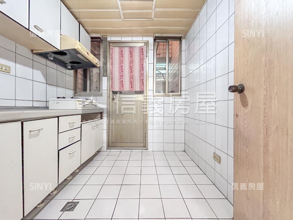 稀有推薦樟樹採光三房華廈房屋室內格局與周邊環境