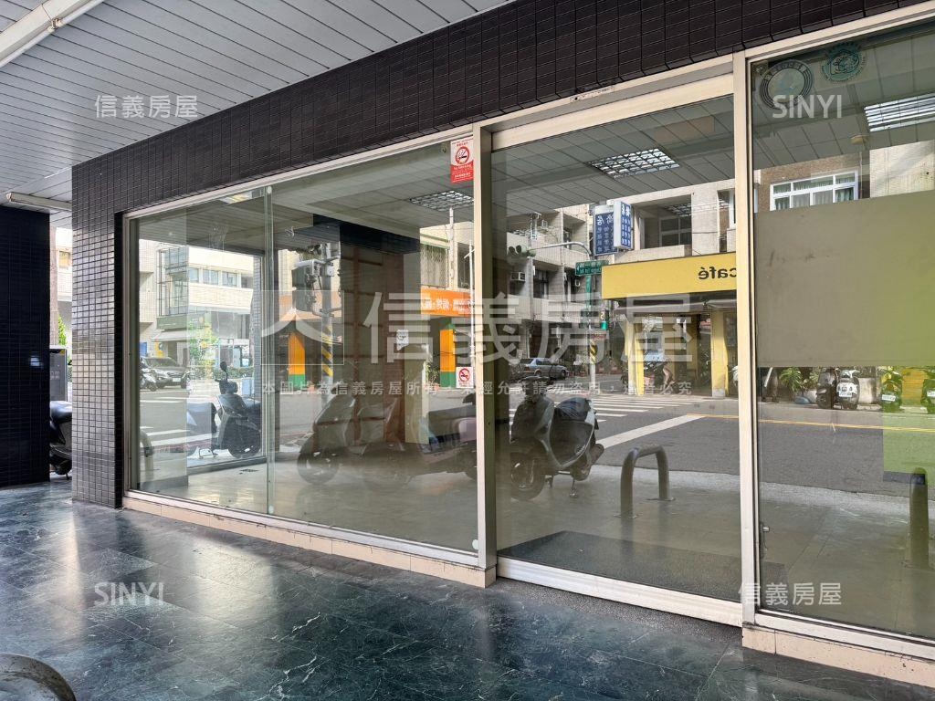 近市政府三角窗金店面房屋室內格局與周邊環境