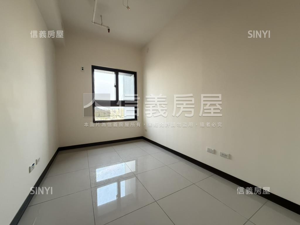 中國醫高樓四房雙衛浴平車房屋室內格局與周邊環境