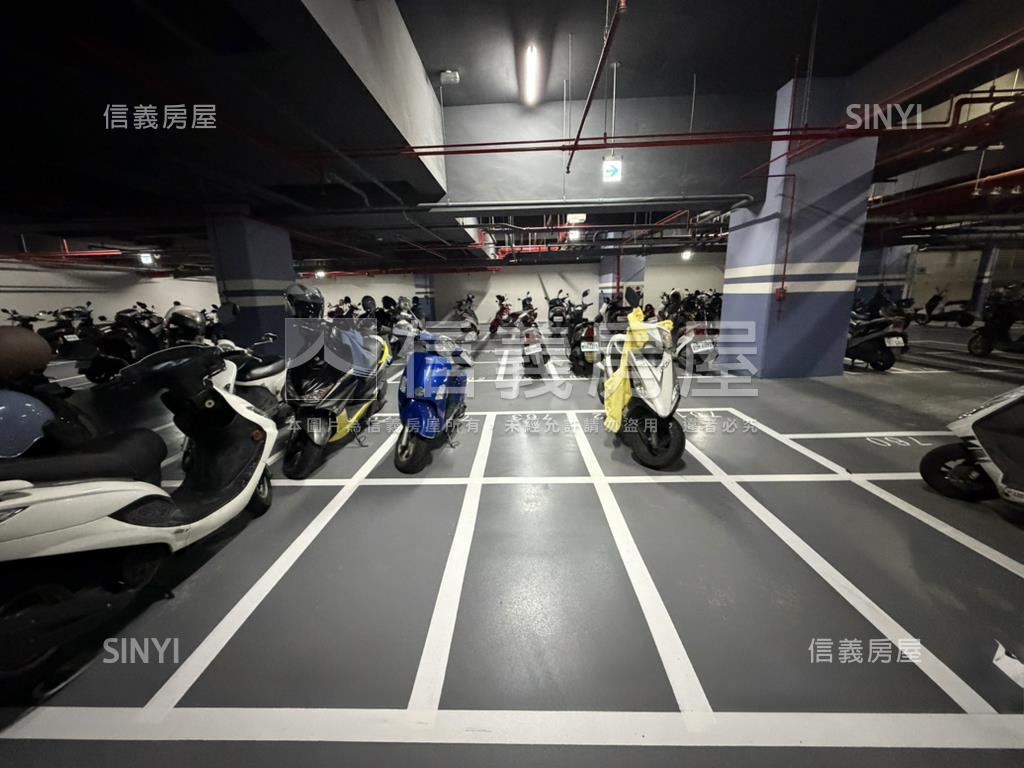 中國醫高樓四房雙衛浴平車房屋室內格局與周邊環境