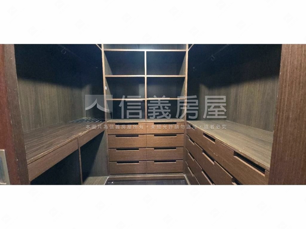 天母三越邊間二樓房屋室內格局與周邊環境