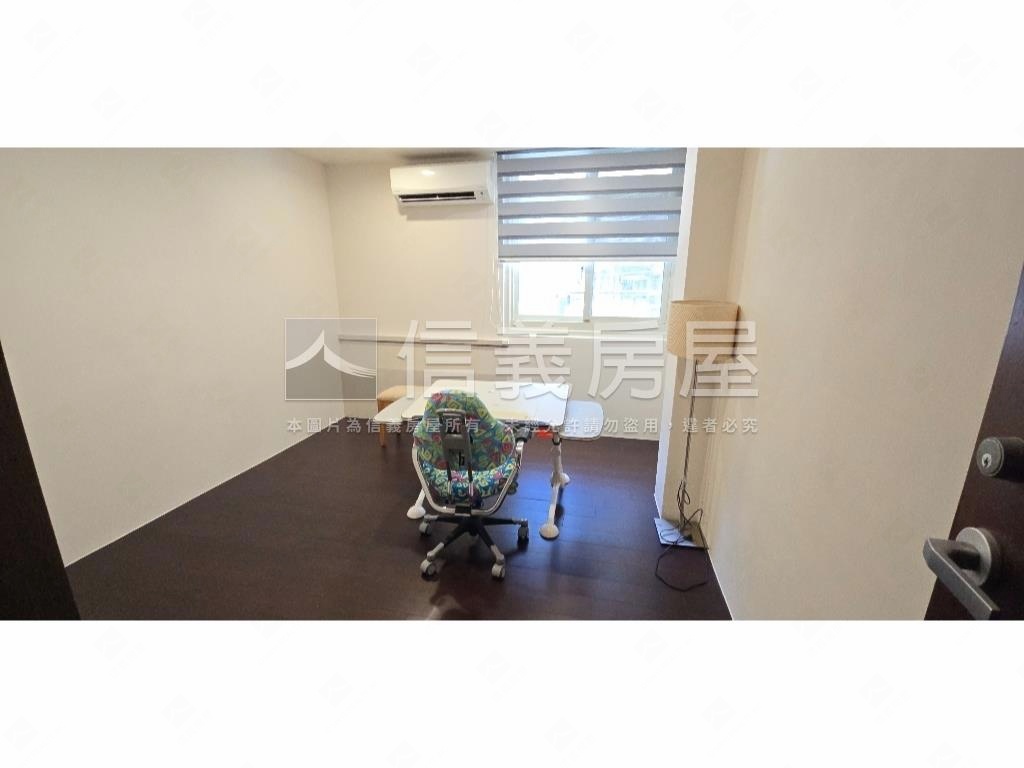 天母三越邊間二樓房屋室內格局與周邊環境