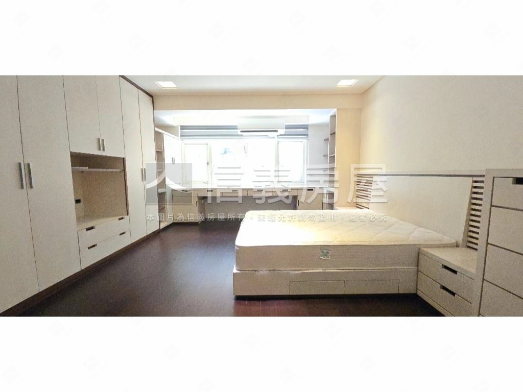 天母三越邊間二樓房屋室內格局與周邊環境