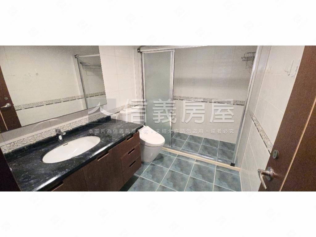 天母三越邊間二樓房屋室內格局與周邊環境