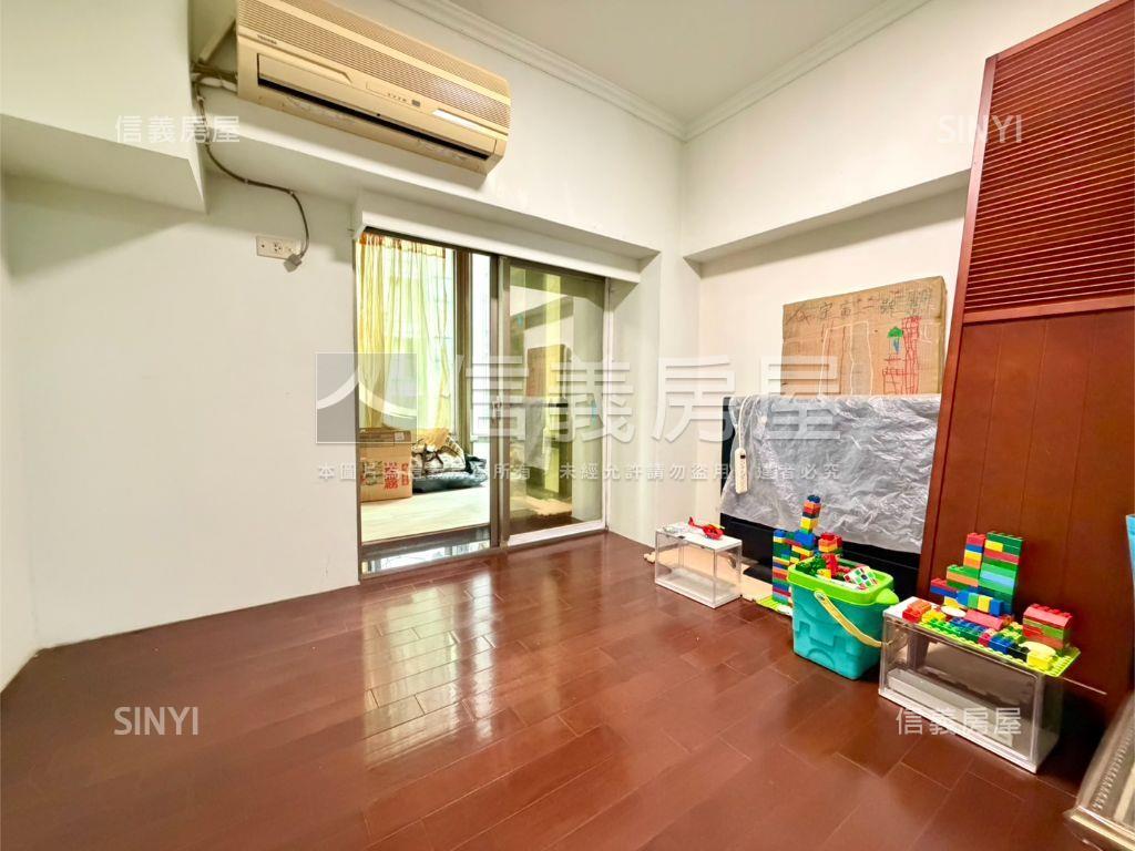 龍山國小旁近園區美宅房屋室內格局與周邊環境