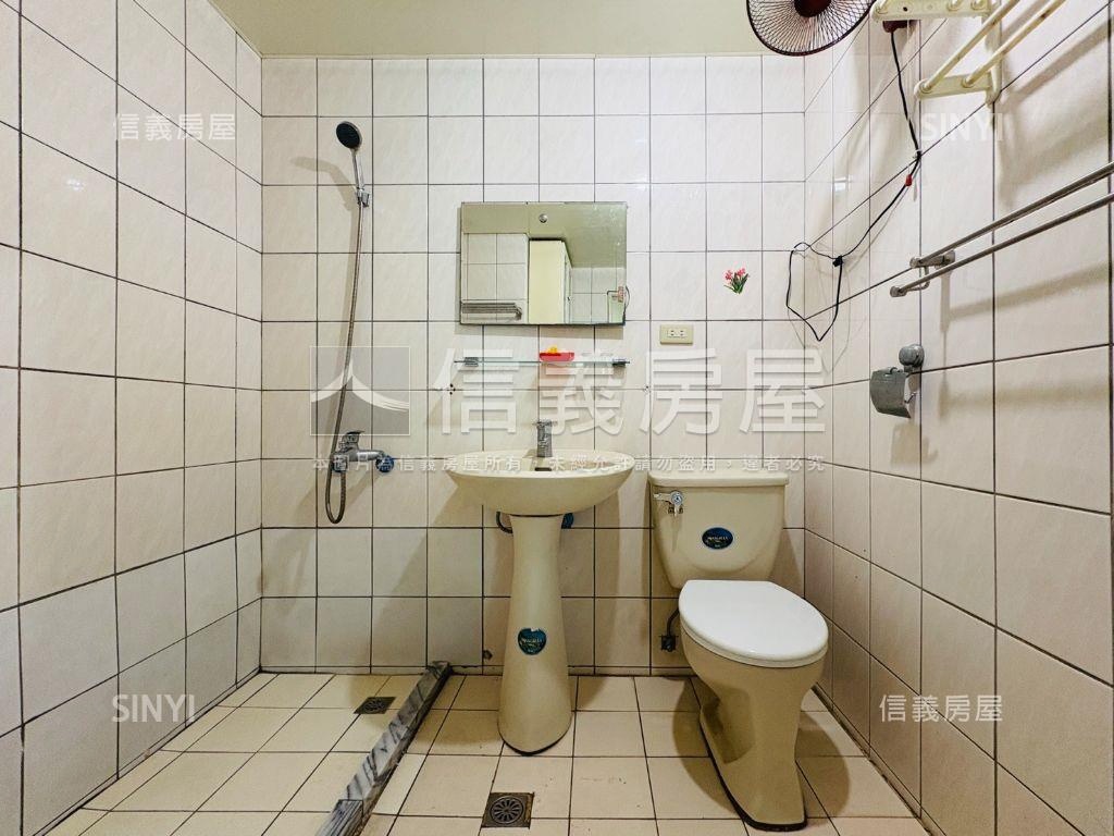 未來捷運景觀三房房屋室內格局與周邊環境