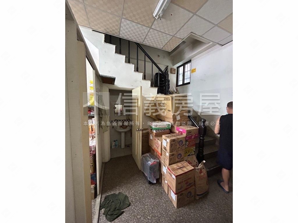 光興路臨路透天房屋室內格局與周邊環境