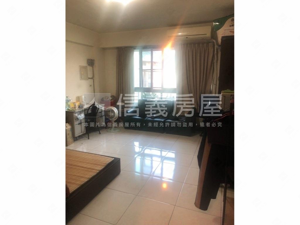光興路臨路透天房屋室內格局與周邊環境