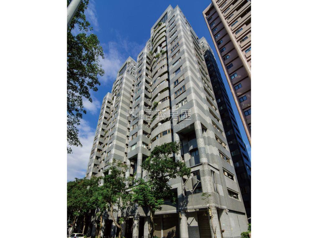 莎士比亞朝南台大校園帝景房屋室內格局與周邊環境