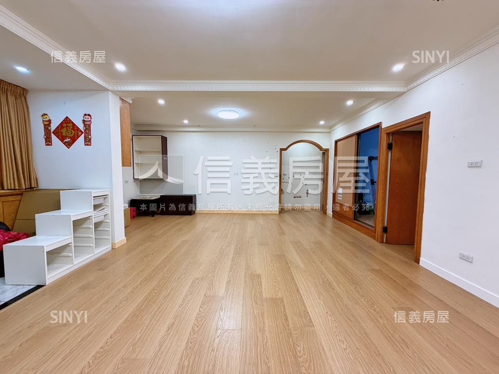 漂亮龍興邊間公寓三樓房屋室內格局與周邊環境