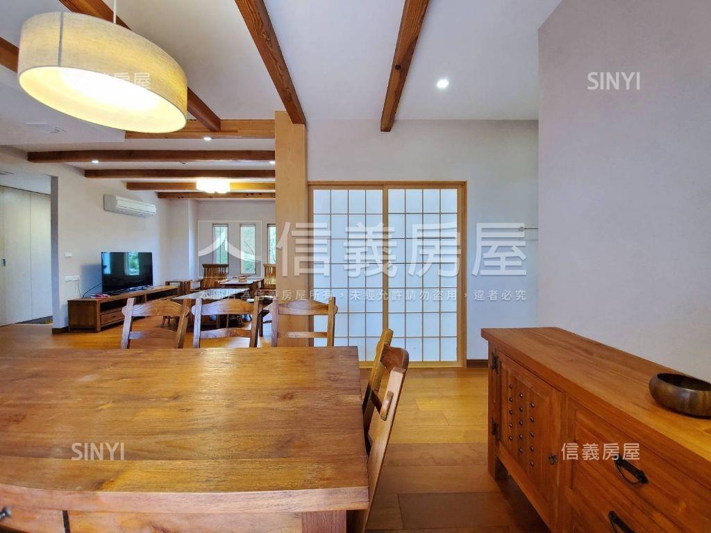 萊茵日式木構別墅城堡房屋室內格局與周邊環境