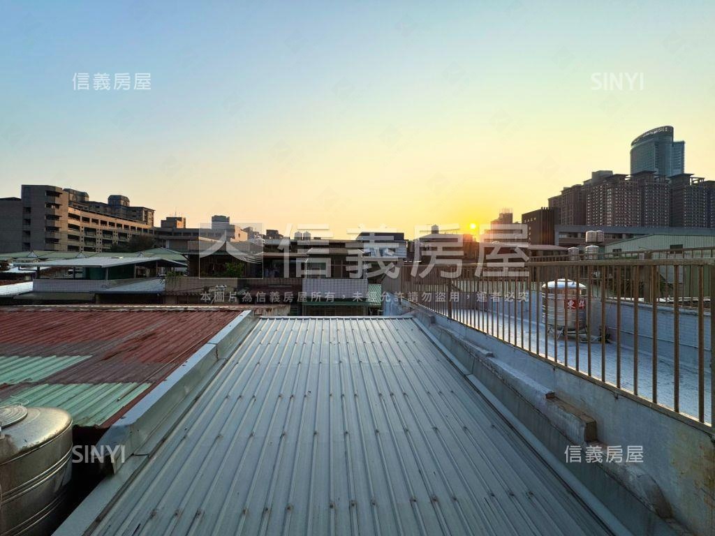 海山優質美寓買服務費１％房屋室內格局與周邊環境