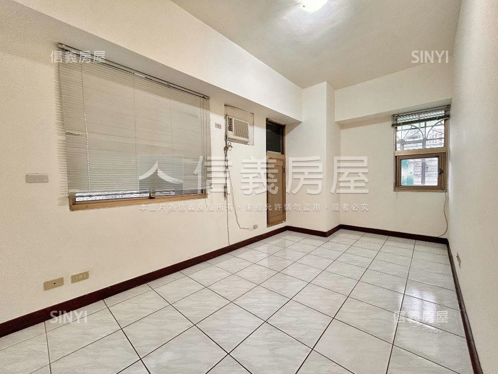 貴族兩房房屋室內格局與周邊環境