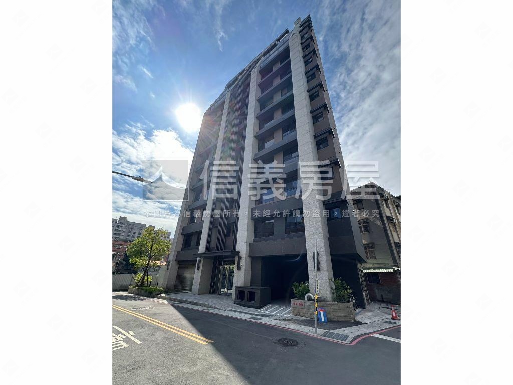 仁愛傳家頂峰相見房屋室內格局與周邊環境