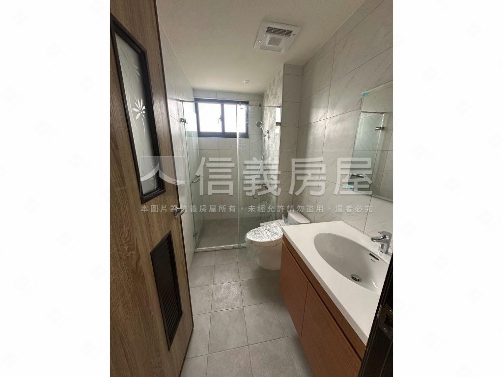 草屯電梯別墅房屋室內格局與周邊環境