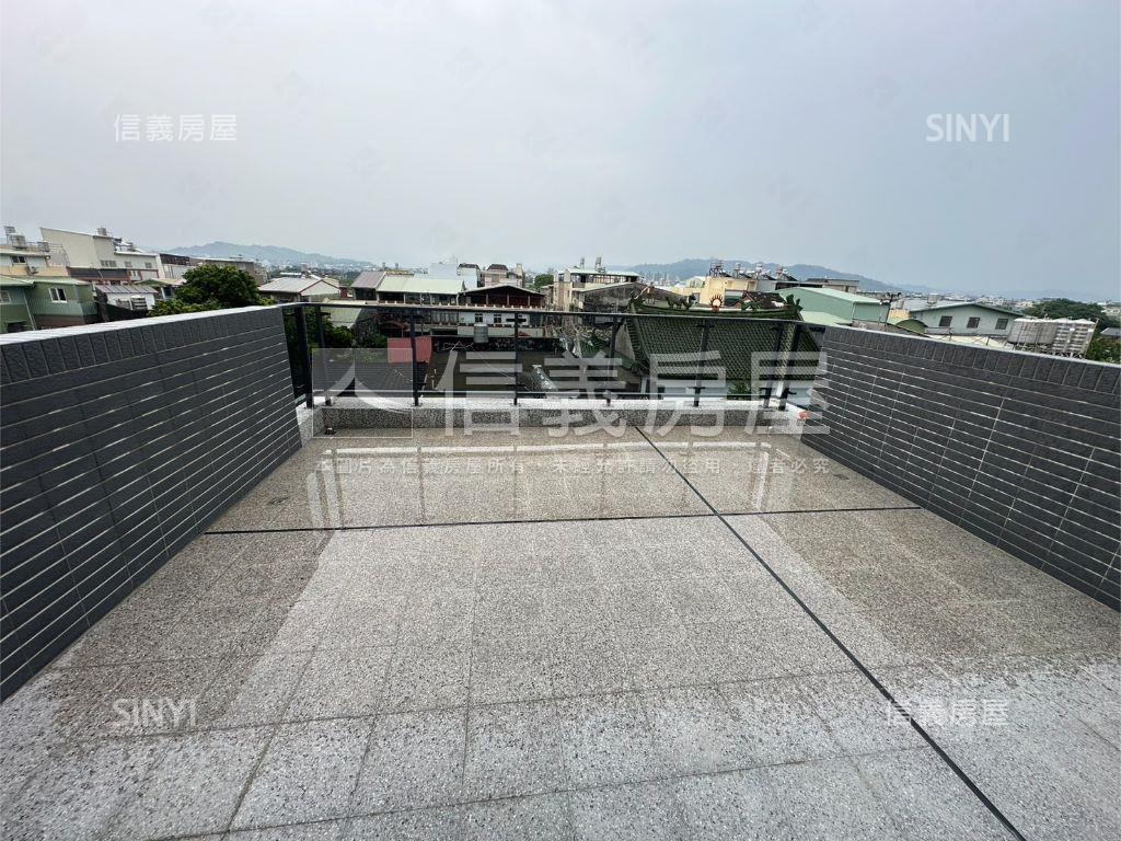 草屯電梯別墅房屋室內格局與周邊環境