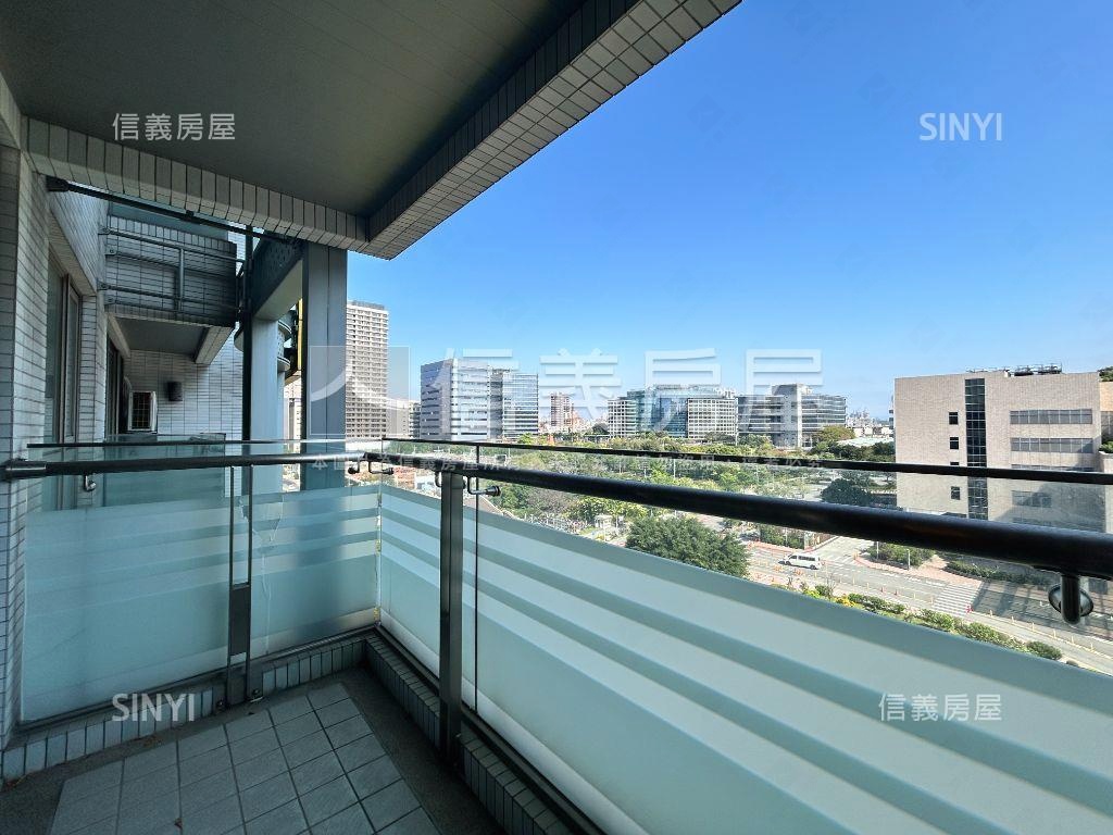 亞東捷運遠揚加州４房車位房屋室內格局與周邊環境