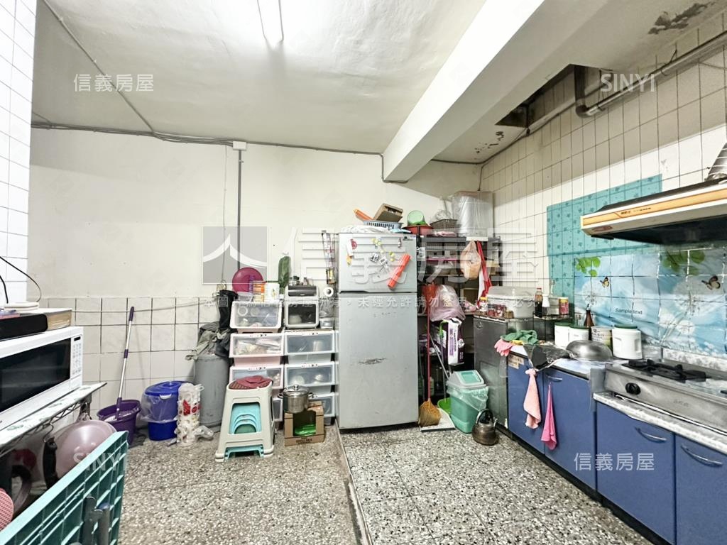 水湳市場低總價透天房屋室內格局與周邊環境