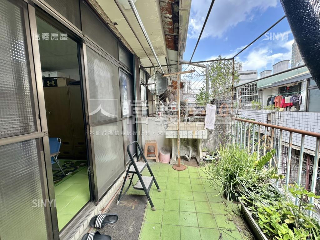 水湳市場低總價透天房屋室內格局與周邊環境