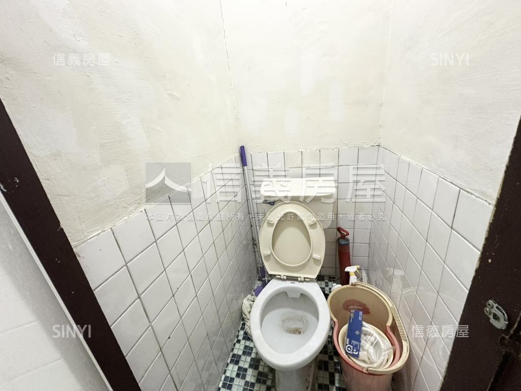 水湳市場低總價透天房屋室內格局與周邊環境