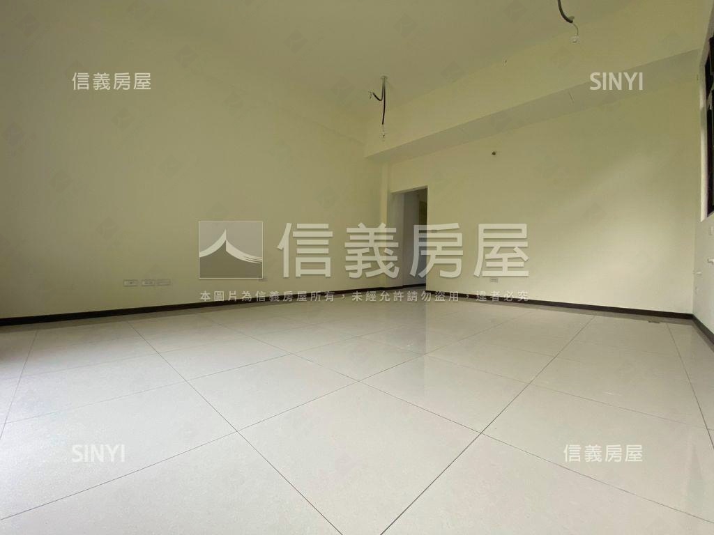 稀有溪畔清幽透天房屋室內格局與周邊環境