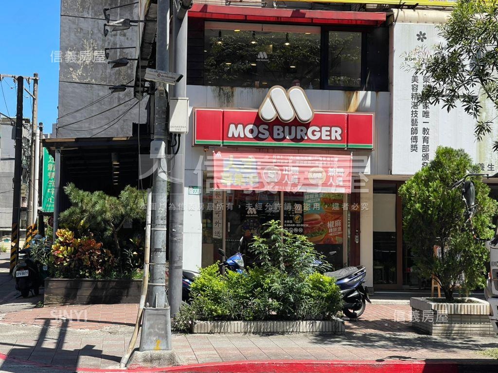 書香世家四房車位房屋室內格局與周邊環境