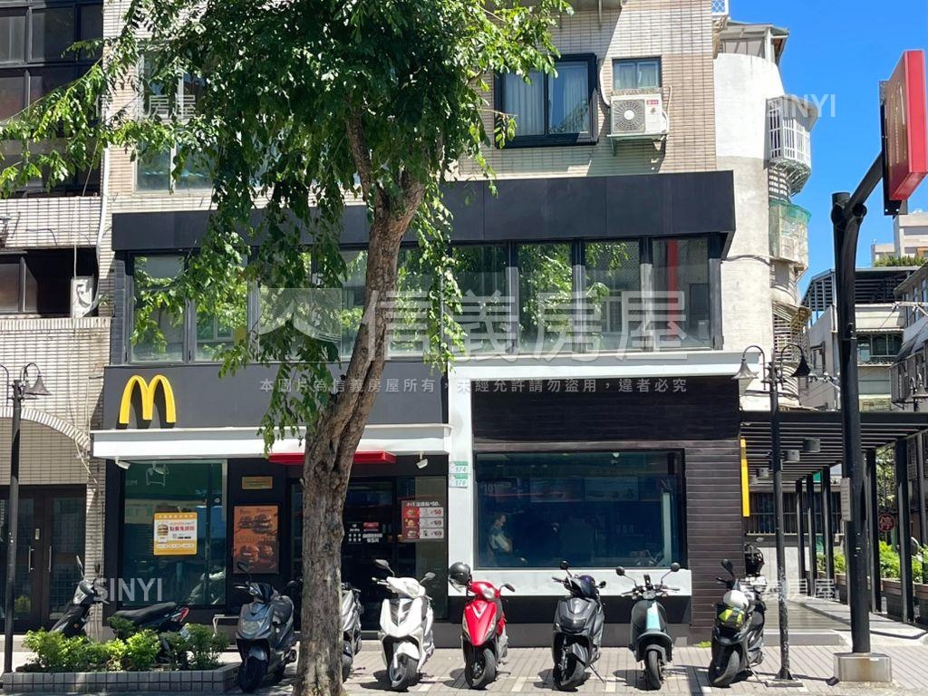 書香世家四房車位房屋室內格局與周邊環境