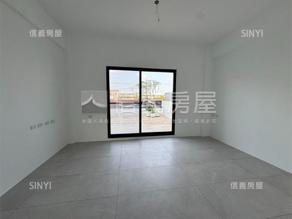 川玉質感全新雙車別墅房屋室內格局與周邊環境