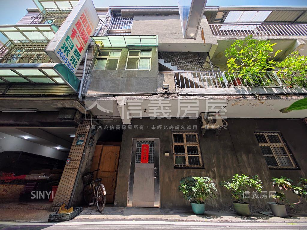 樹林車站大地坪透天房屋室內格局與周邊環境