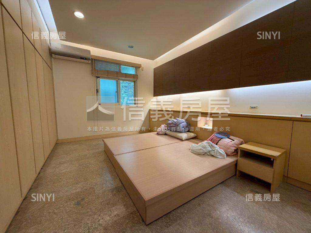 法院旁獨梯獨戶明亮美四房房屋室內格局與周邊環境