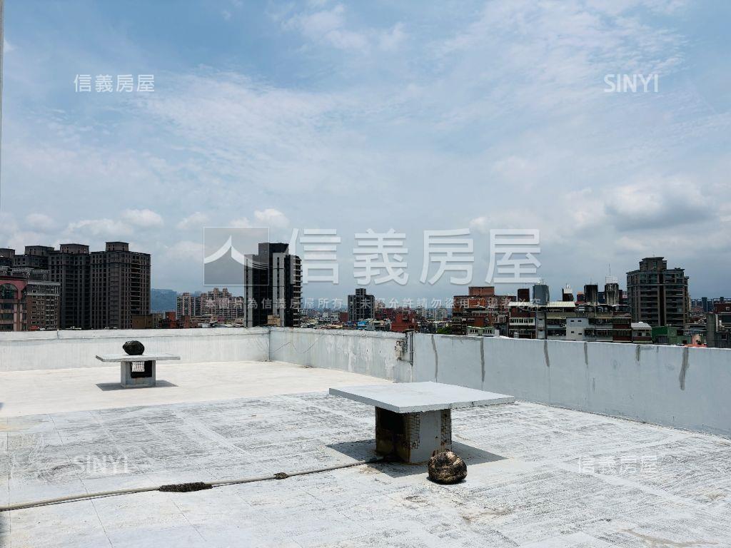 站前敦睦社區四房電梯房屋室內格局與周邊環境