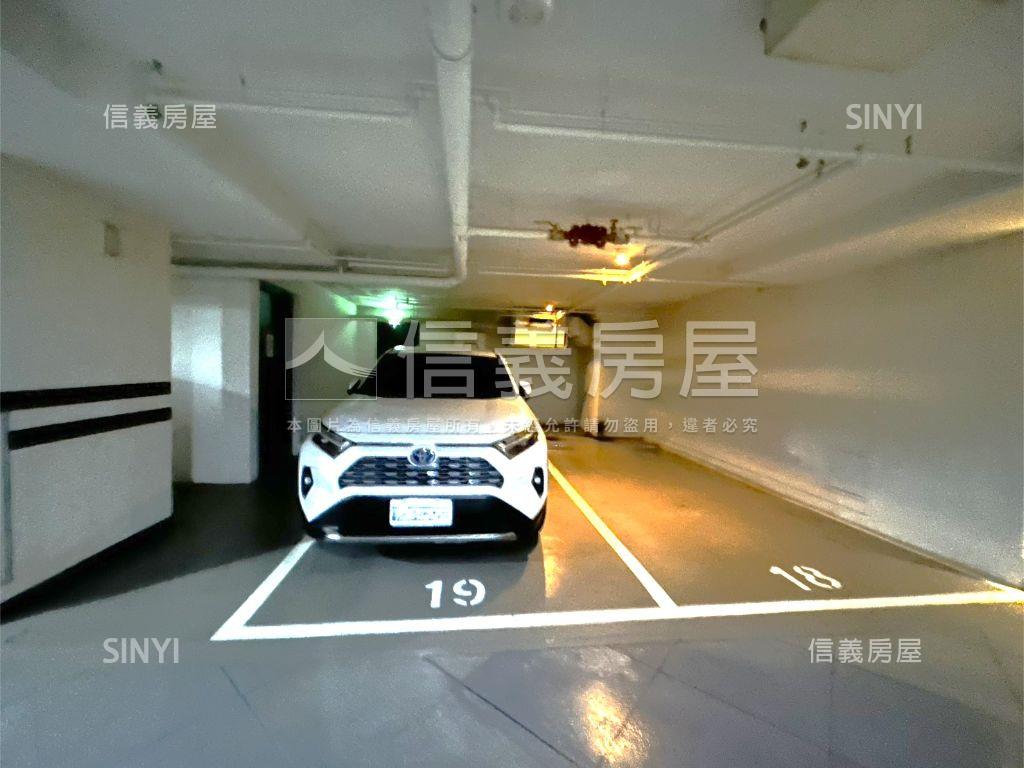 達麗採光坡平車位房屋室內格局與周邊環境