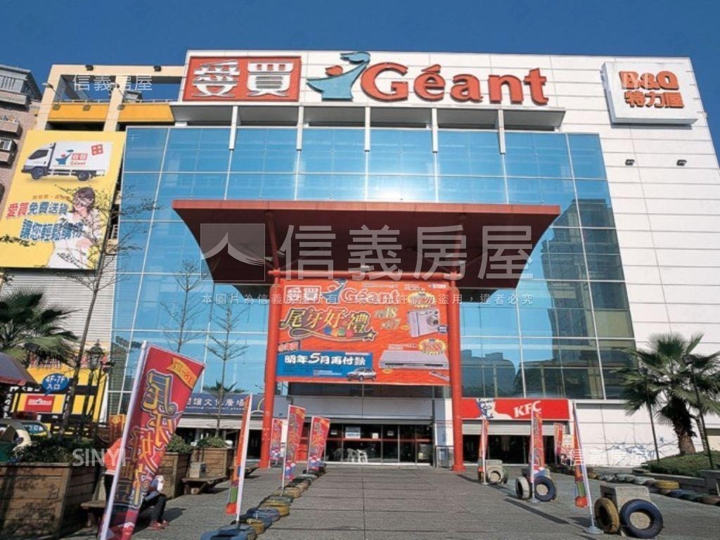 假日半島有陽台美套房房屋室內格局與周邊環境
