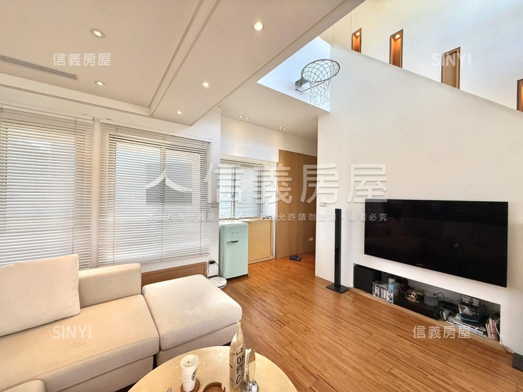 【新接】富裔１０１頂樓房屋室內格局與周邊環境