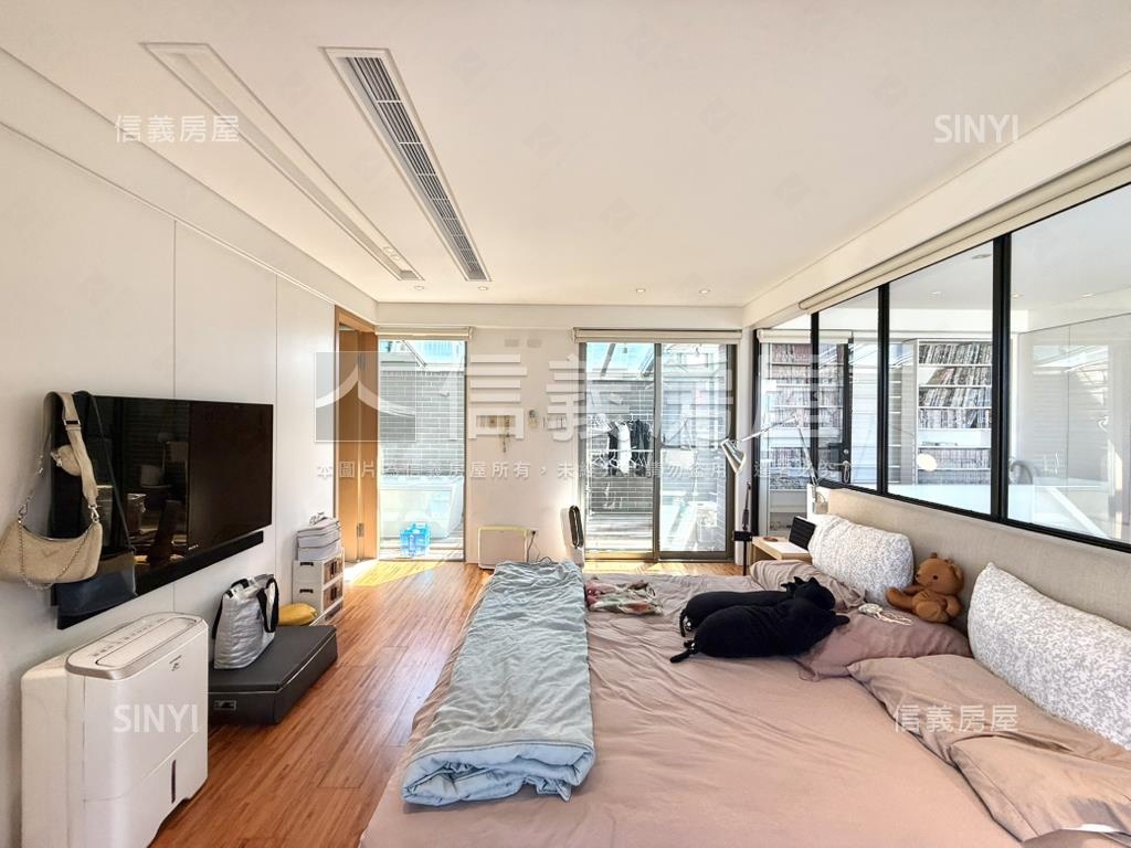 【新接】富裔１０１頂樓房屋室內格局與周邊環境